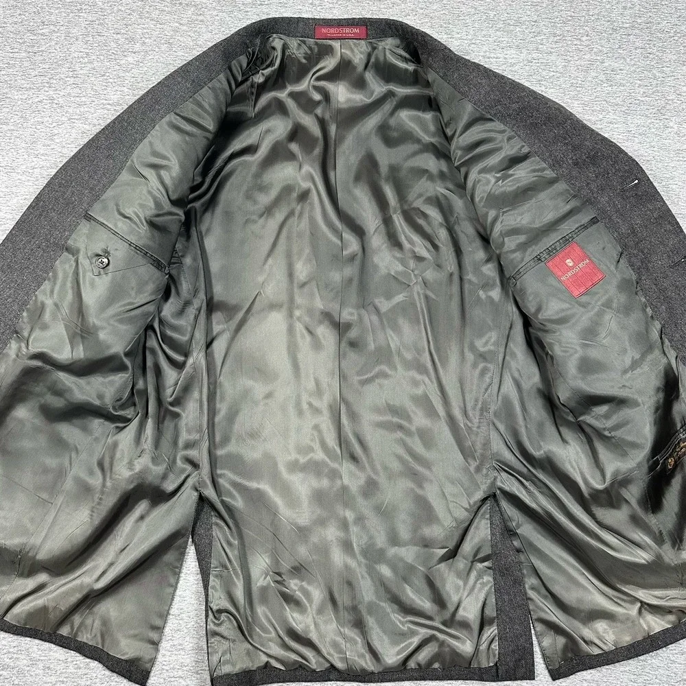Nordstrom item loro